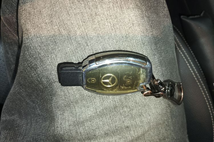 奔驰GLA 2015款 GLA 200 时尚型中控内饰11