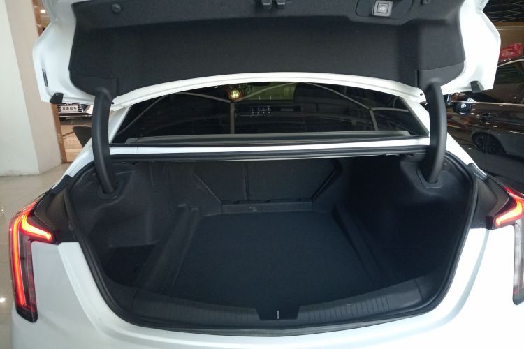 凯迪拉克CT5 2020款 28T 时尚运动型局部细节23