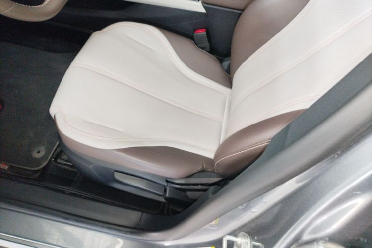 比亚迪 秦PLUS 2023款 冠军版 DM-i 55KM领先型中控内饰19