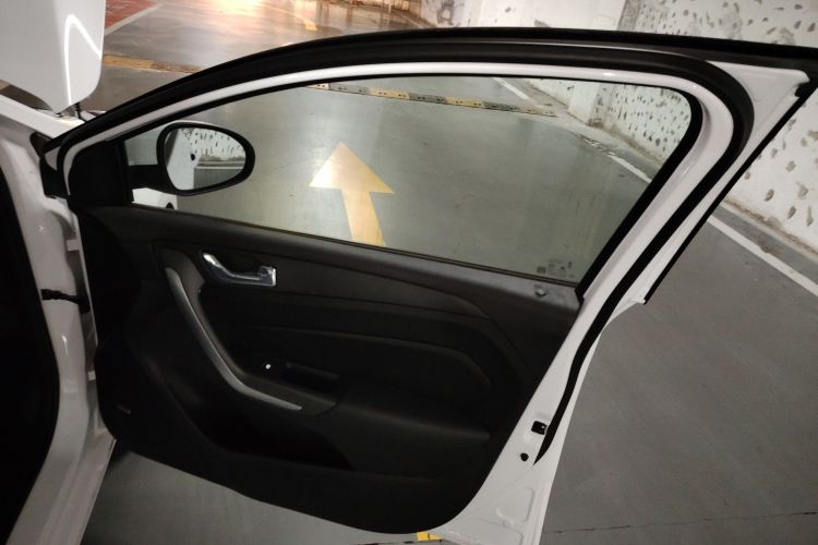 国金汽车 骏行 2023款 标准型中控内饰7005