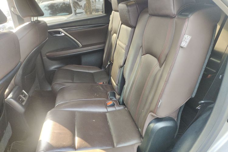 雷克萨斯RX 2020款 改款 450hL 四驱典雅版7座中控内饰21