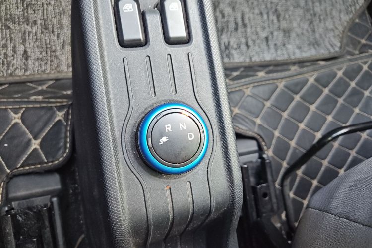 五菱汽车 宏光MINIEV 2020款 自在款 磷酸铁锂中控内饰18