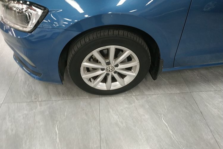 大众 高尔夫·嘉旅 2019款 280TSI 自动好奇型 国VI车身外观6003