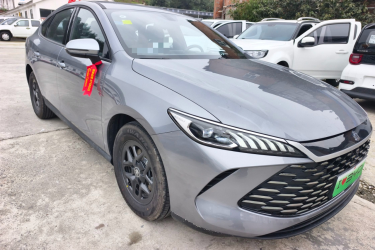 比亚迪 秦PLUS 2025款 DM-i 智驾版 55KM领先型车身外观6002