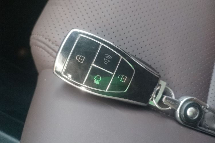 北京BJ80 2020款 3.0T 自动至尊版中控内饰7001