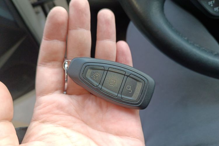 福特 翼虎 2017款 EcoBoost 245 四驱豪翼型中控内饰7001