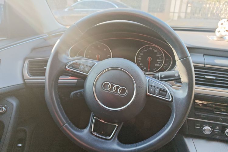 奥迪A6L 2018款 35 TFSI 典藏版局部细节13