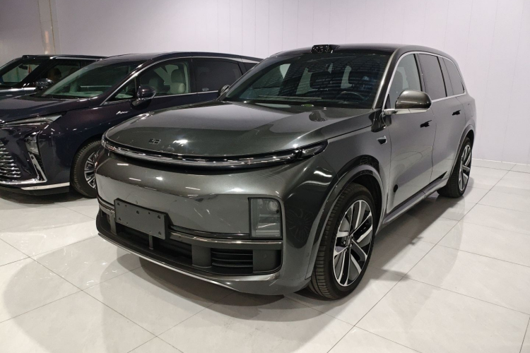 理想汽车 理想L9 2022款 Max车身外观4