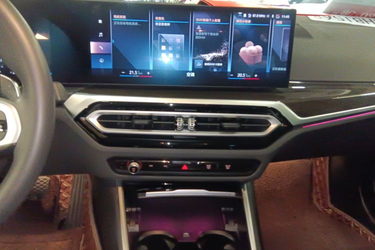 宝马3系 2023款 325Li M运动套装中控内饰16