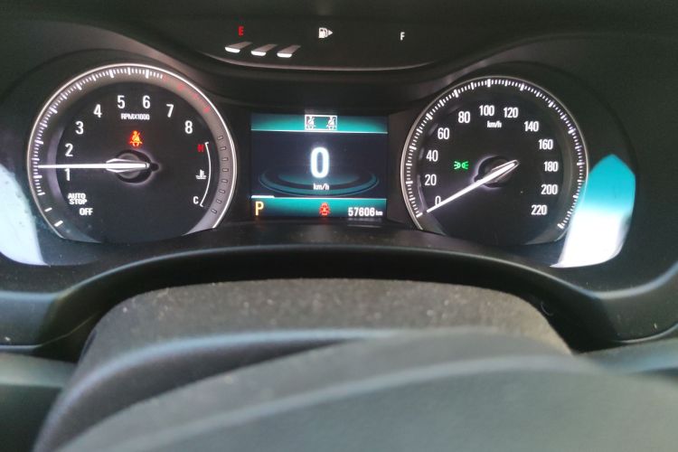 别克GL6 2018款 18T 6座尊贵型中控内饰15