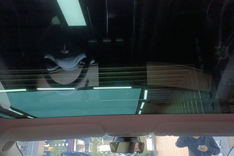 特斯拉 Model 3 2019款 标准续航后驱升级版局部细节22