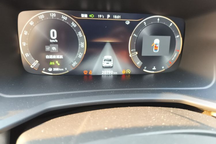 领克06 2023款 Remix 1.5T 劲Halo中控内饰15