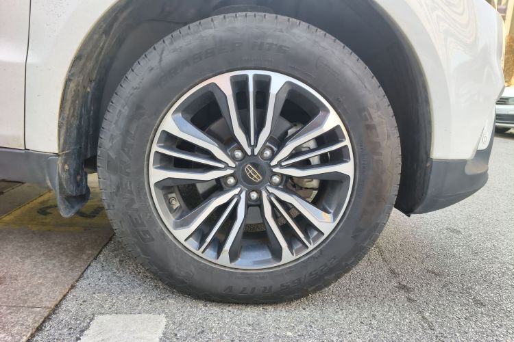 吉利汽车 远景X6 2016款 1.3T CVT旗舰型车身外观10