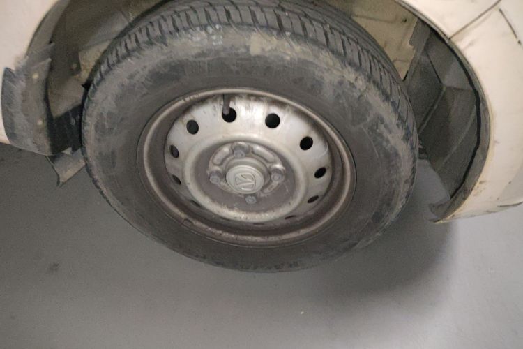 北汽威旺M20 2015款 1.2L经济型A122车身外观10