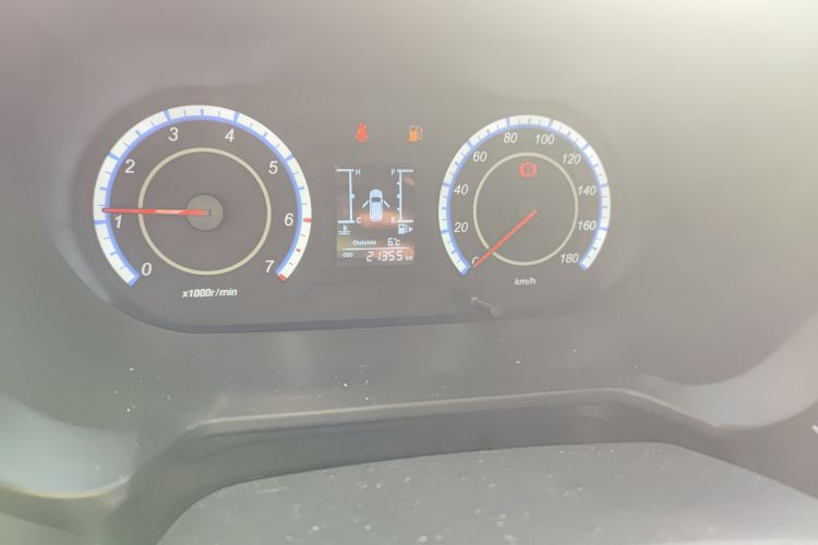 长安凯程 2021款 1.5L欧诺S智享版非空调客车JL473QG中控内饰15