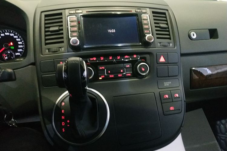 大众 迈特威 2014款 2.0TSI 四驱行政版中控内饰16