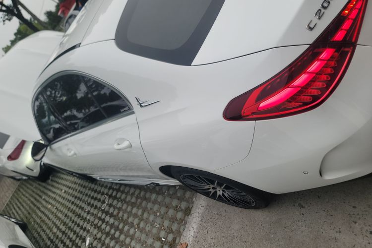 奔驰C级 2023款 C 200 L 运动版车身外观6003