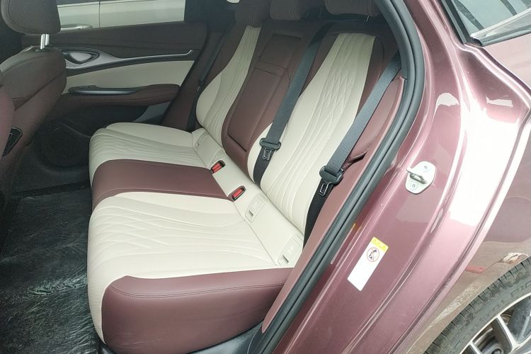 比亚迪 海豹 2023款 DM-i 1.5T 121km 旗舰型中控内饰7004