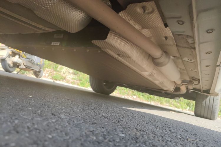 蓝电E5 PLUS 2025款 165km 长续航版PLUS 7座局部细节9002