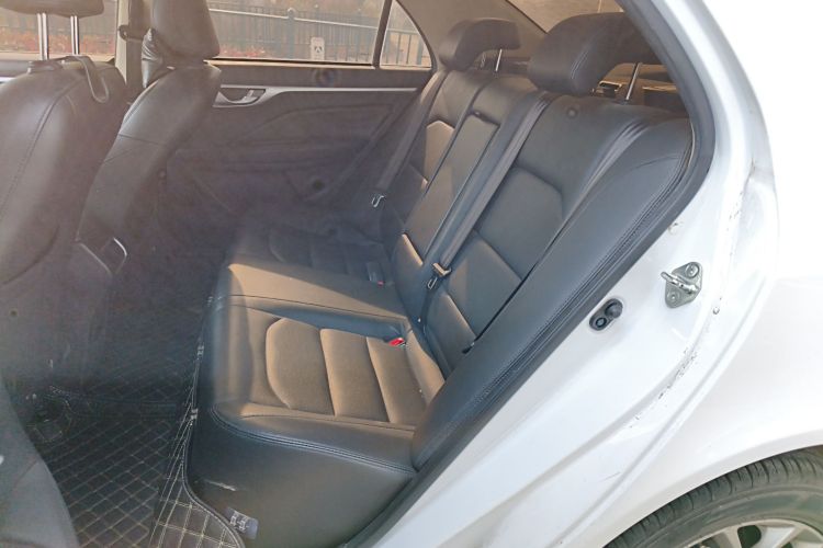 吉利汽车 远景 2018款 1.5L 手动幸福版中控内饰21