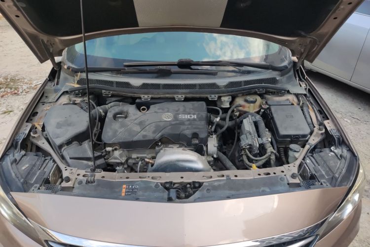 别克 威朗 2017款 三厢 15S 自动进取型机舱底盘24