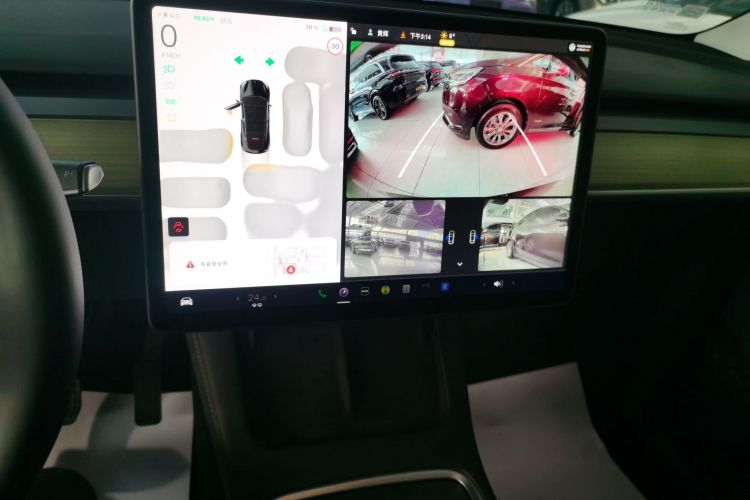 特斯拉 Model Y 2022款 改款 后轮驱动版中控内饰16