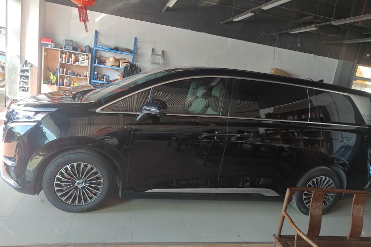 腾势D9 2022款 DM-i 970 四驱旗舰型车身外观6003