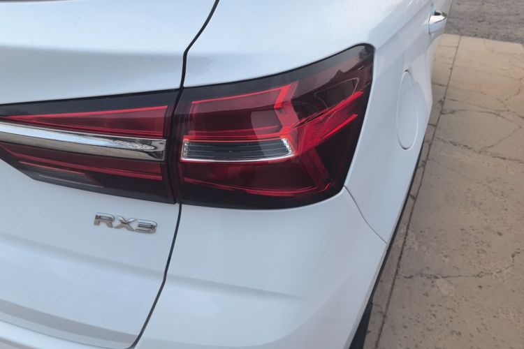 荣威RX3 2020款 1.6L CVT 4G互联超爽精英版车身外观6005