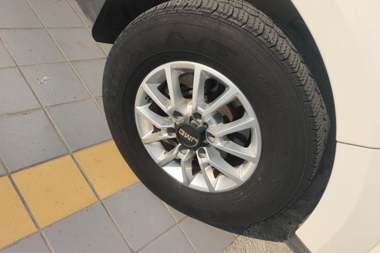 江铃 域虎3 2018款 2.5T柴油四驱豪华版长轴距车身外观6007