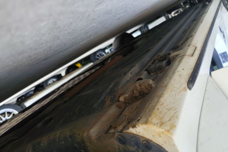 奔驰C级 2019款 C 260 运动版局部细节9001