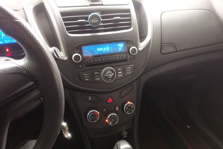 雪佛兰 创酷 2016款 1.4T 自动两驱舒适天窗版中控内饰16