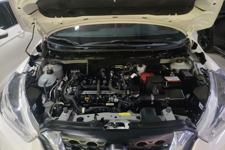 日产 劲客 2017款 1.5L CVT酷享版机舱底盘24