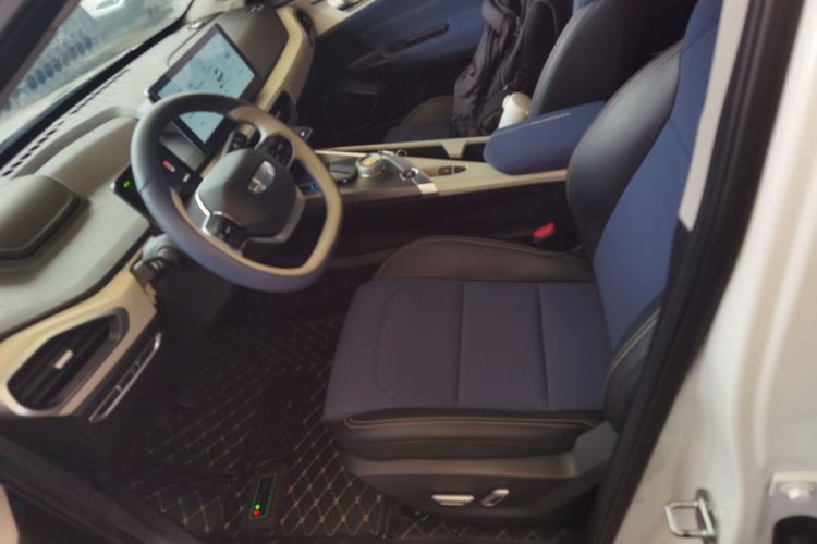 吉利几何A 2021款 Pro 畅享高维续航版 430KM A430平方版中控内饰19