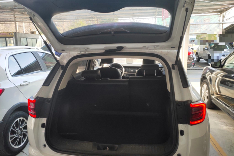 长安CS35PLUS 2019款 1.6L 手动畅联版局部细节23