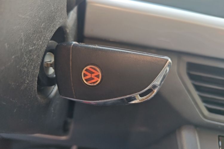 大众 宝来 2021款 1.5L 自动时尚智联版中控内饰7001