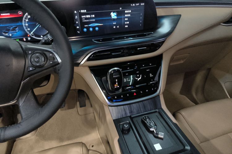 别克GL8 2020款 ES陆尊 653T 尊享型中控内饰16