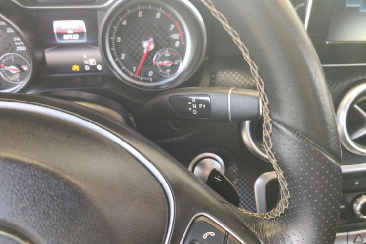 奔驰A级(进口) 2016款 A 200 时尚型局部细节18