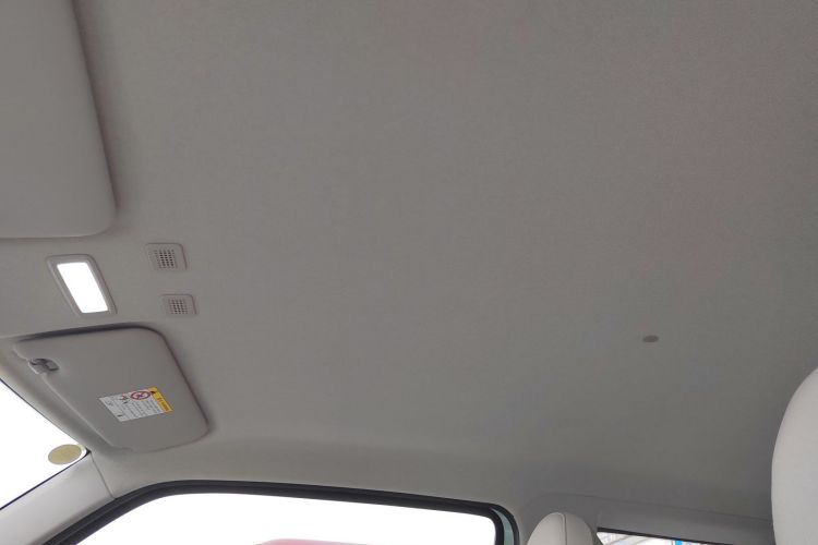 吉利银河 熊猫 2025款 210km 元气熊中控内饰22