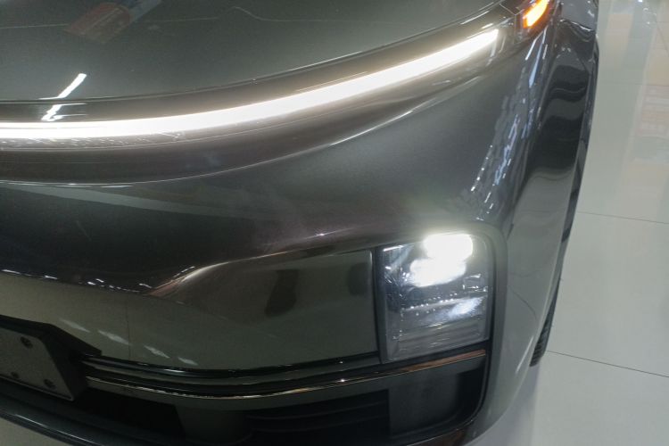 理想汽车 理想L9 2022款 Max局部细节36