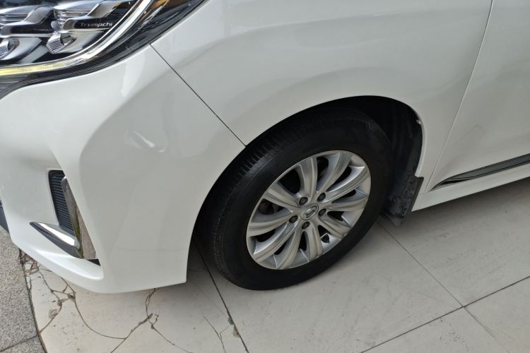 广汽传祺 传祺M8 2020款 领航款 390T 尊享版车身外观6001