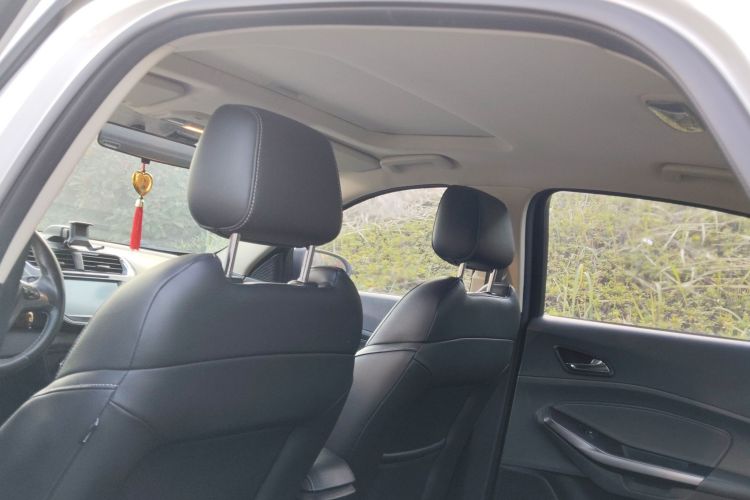 福特 福睿斯 2015款 1.5L 自动时尚型中控内饰22