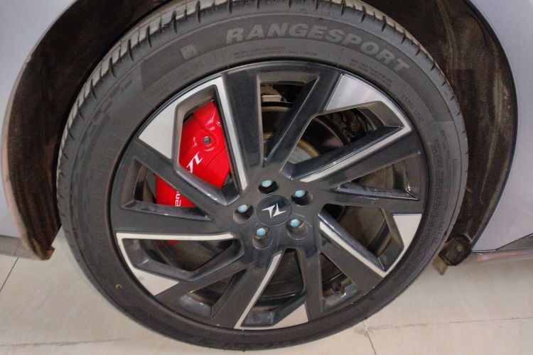 东风奕派 eπ007 2024款 纯电 540四驱Max版车身外观6008