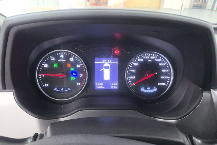 江淮瑞风 瑞风M4 2019款 商旅系列 2.0L 手动商务型 国VI中控内饰14