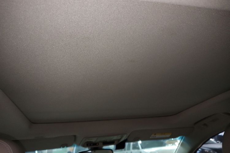 凯迪拉克XTS 2016款 28T 精英型中控内饰22