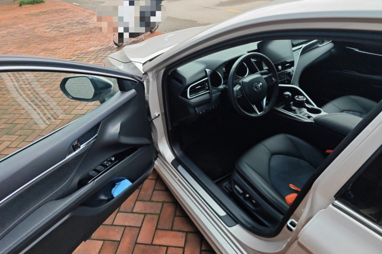 丰田 凯美瑞 2021款 2.0S 锋尚版中控内饰7003