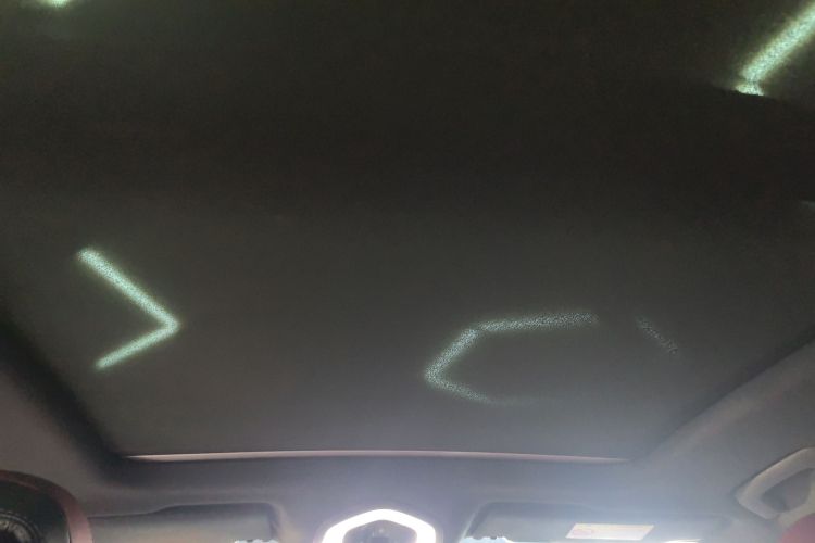 保时捷 2023款 Macan 2.0T中控内饰22