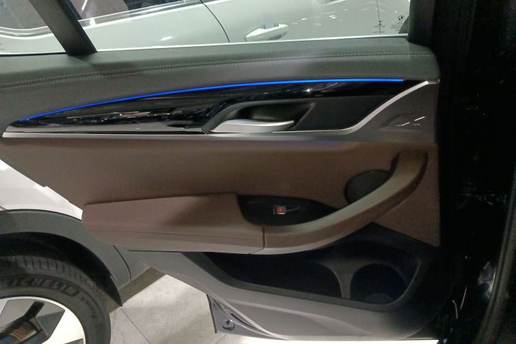 宝马X3 2021款 改款 xDrive25i M运动套装中控内饰7008