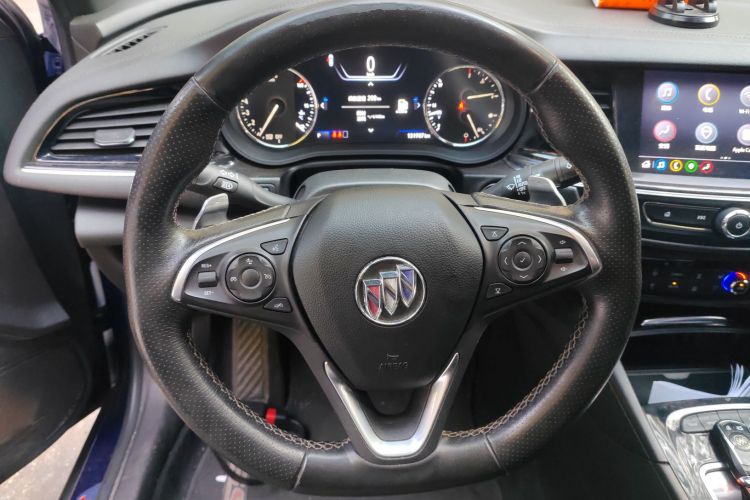 别克 君威 2020款 GS 28T 尊贵型中控内饰13