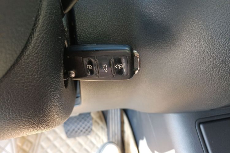 大众 途观 2016款 300TSI 自动两驱风尚版中控内饰11