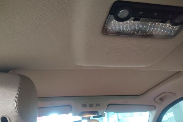 宝马5系 2014款 525Li 豪华设计套装中控内饰22